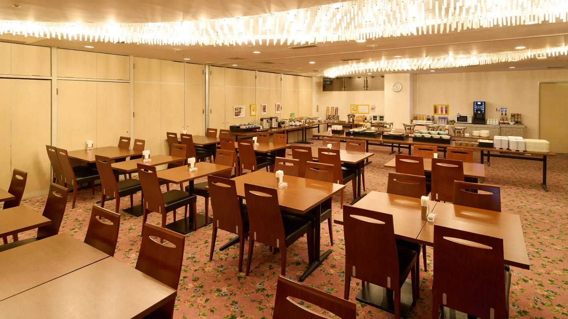 Smile Hotel Kyoto Shijo 3*,