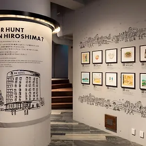 En 3*, Hirošima Japonsko