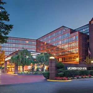 https://laguardia-plaza-hotel.us-newyorkcity.com