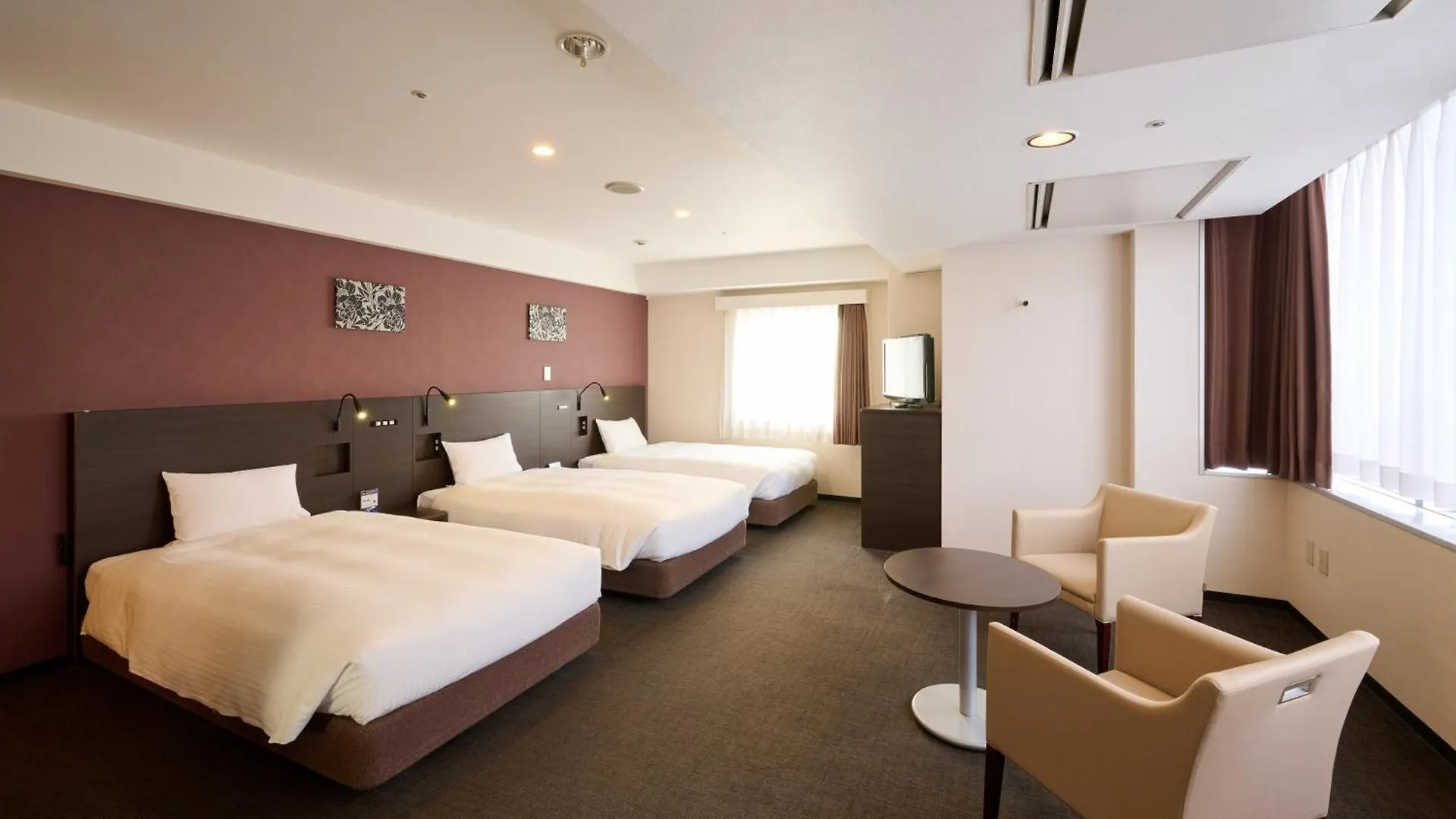 Smile Hotel Kyoto Shijo 3*,  Japan